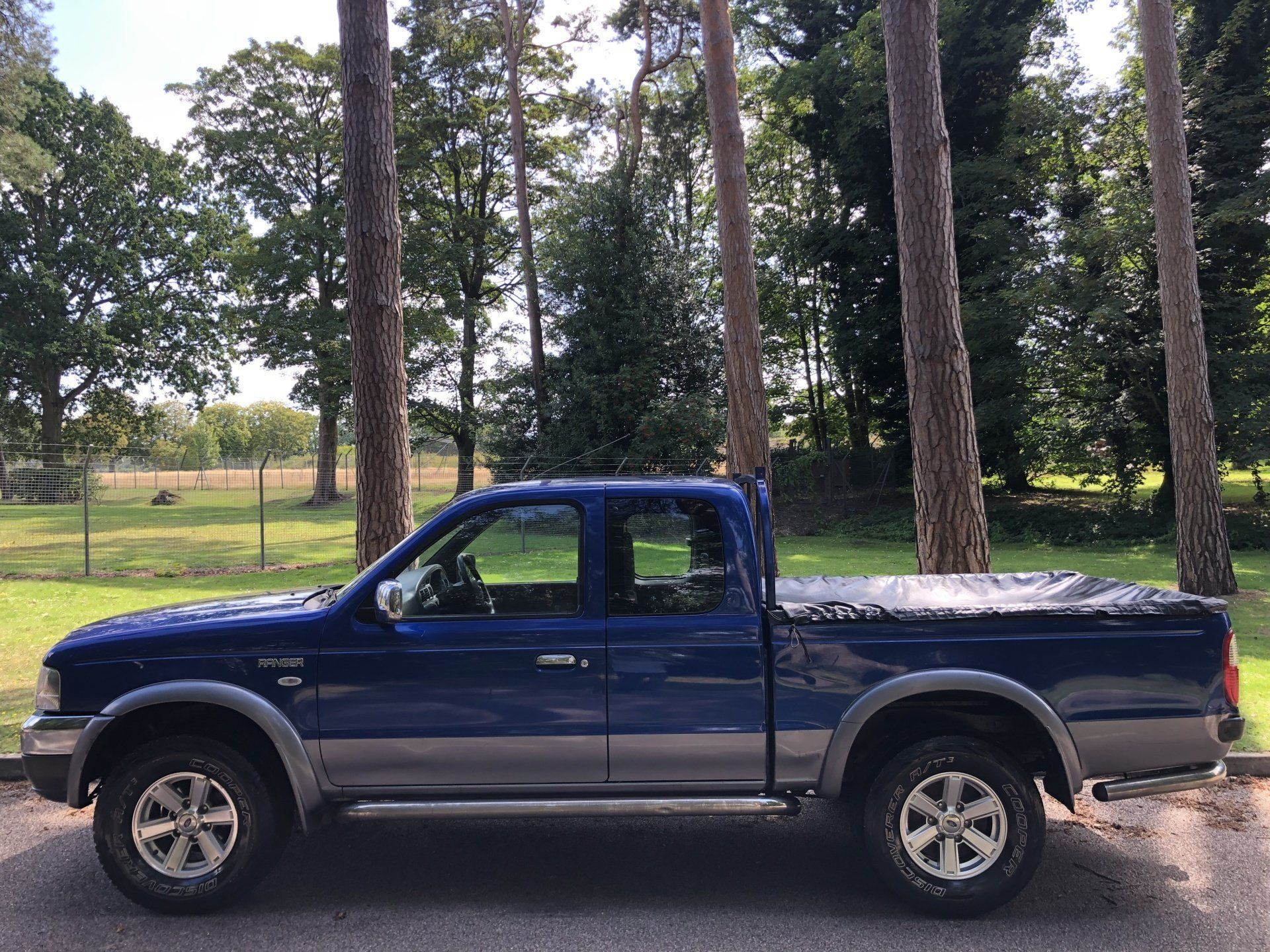 Select Trucks used and second hand pickups and cars.