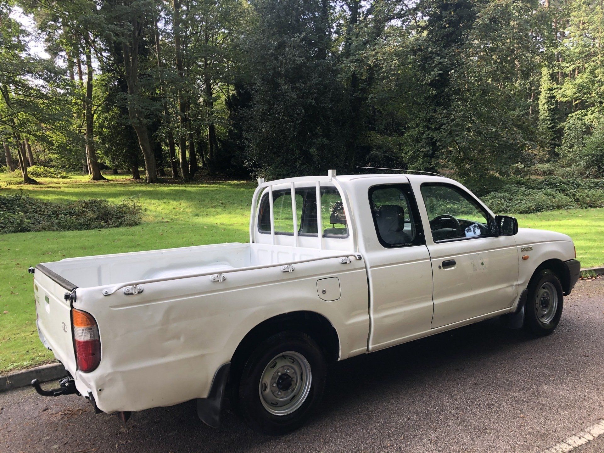 Select Trucks used and second hand pickups and cars.