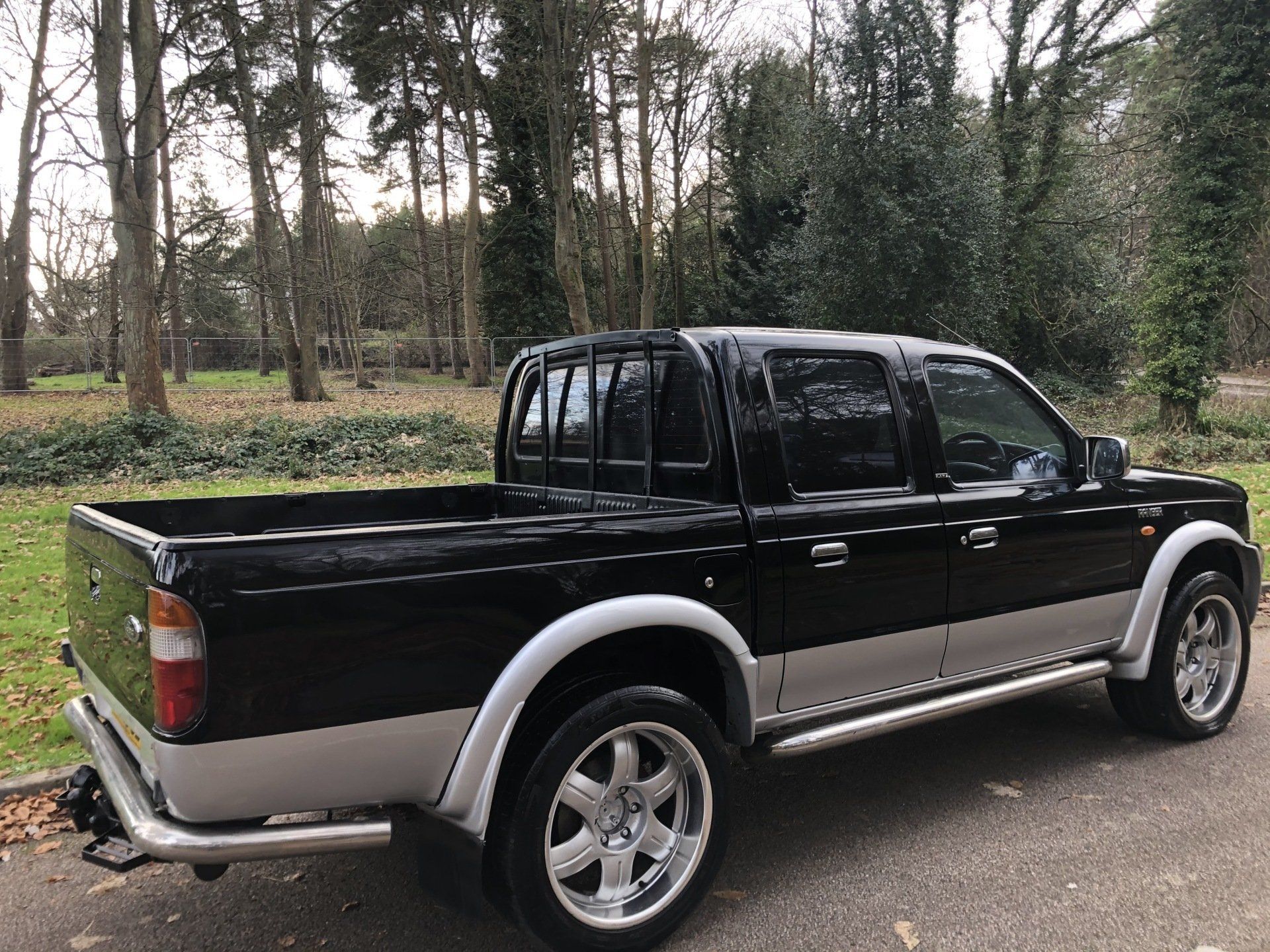 Select Trucks used and second hand pickups and cars.