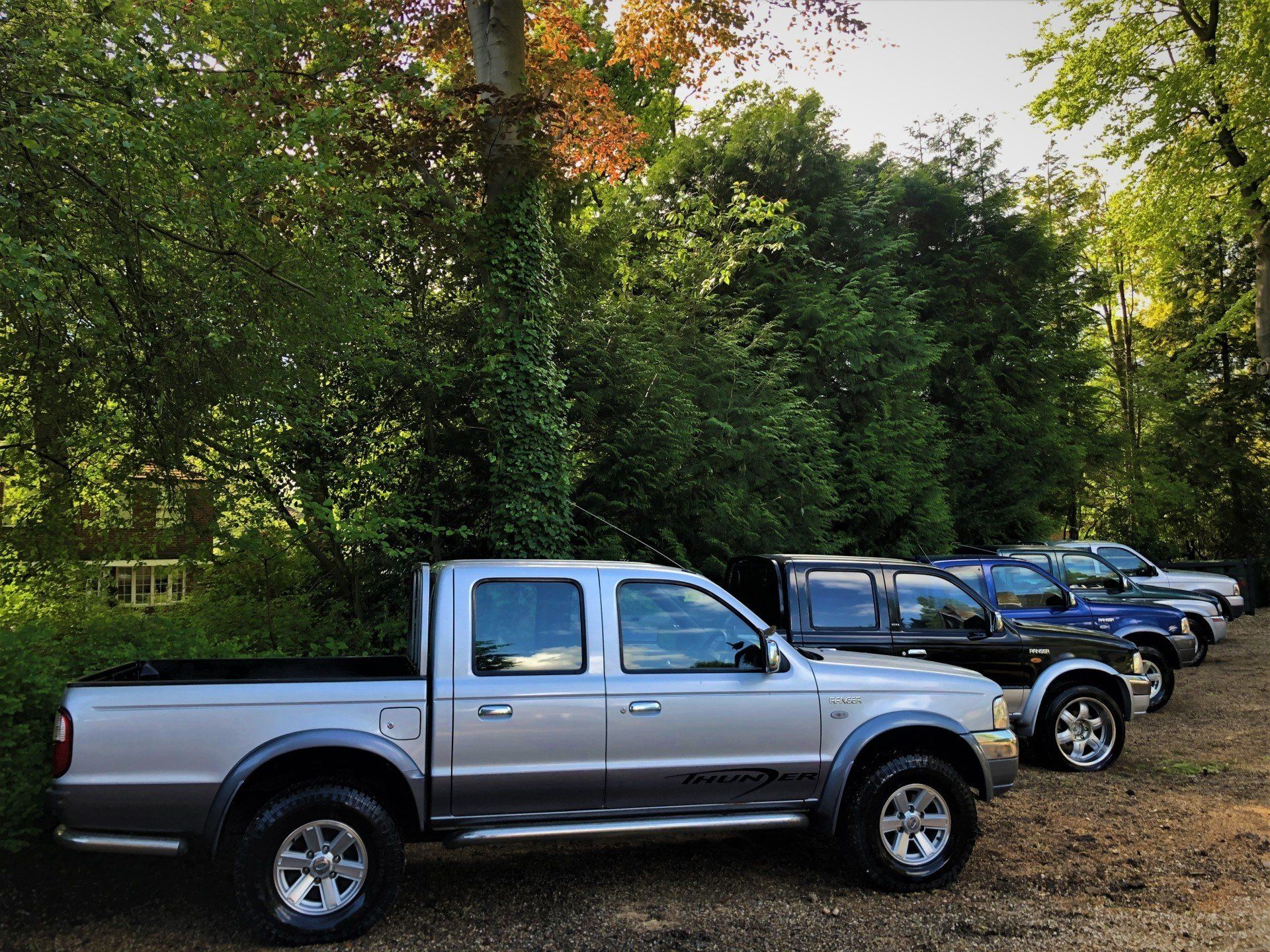Select Trucks used and second hand pickups and cars.