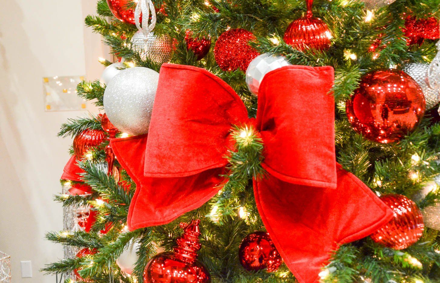 Christmas Specialists Commercial Christmas Decorators & Christmas