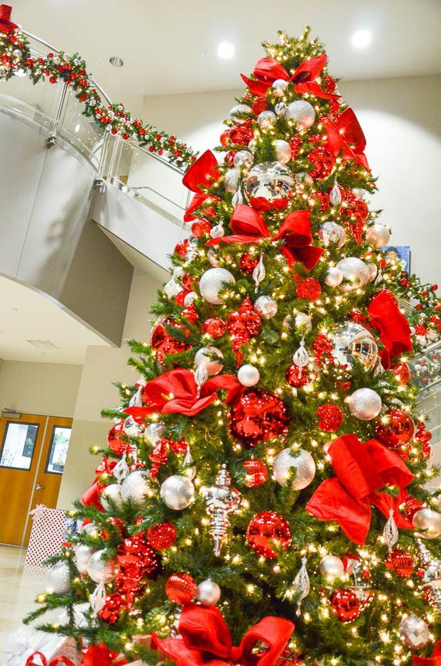 Christmas Specialists Commercial Christmas Decorators & Christmas