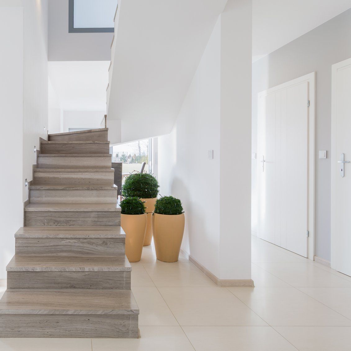 escalera sin pasamanos