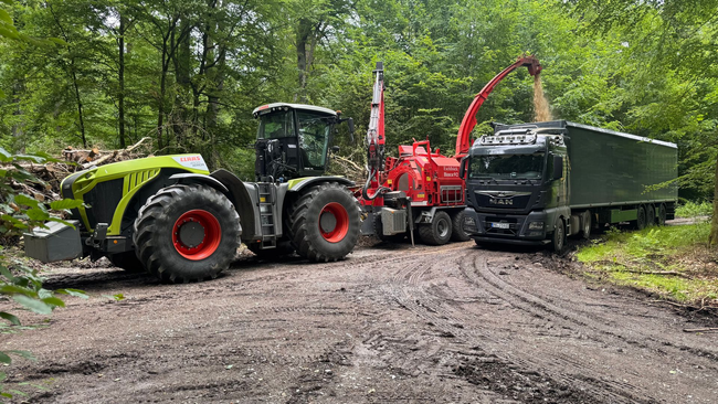 Claas Xerion Eschlböck Hackschnitzel