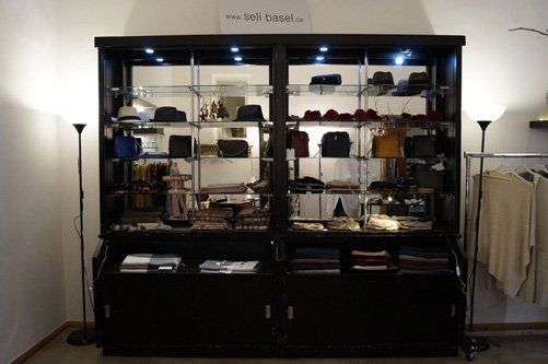 Einrichtung Seli Basel Mode Gechäft in Potsdam