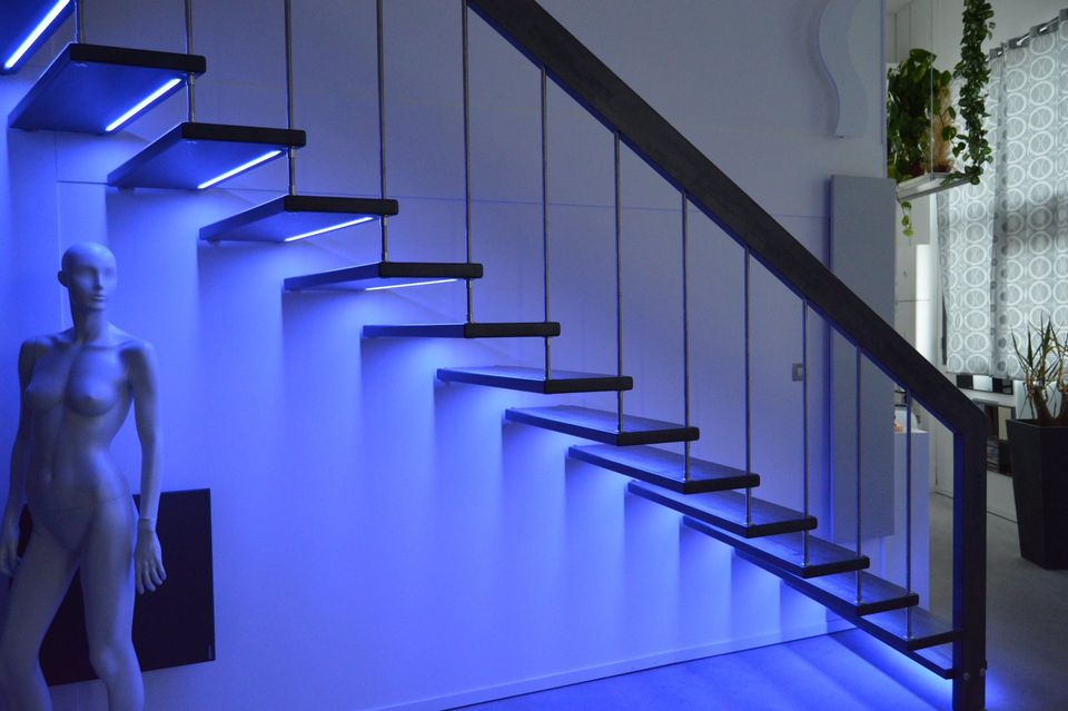 éclairage escalier led rgb