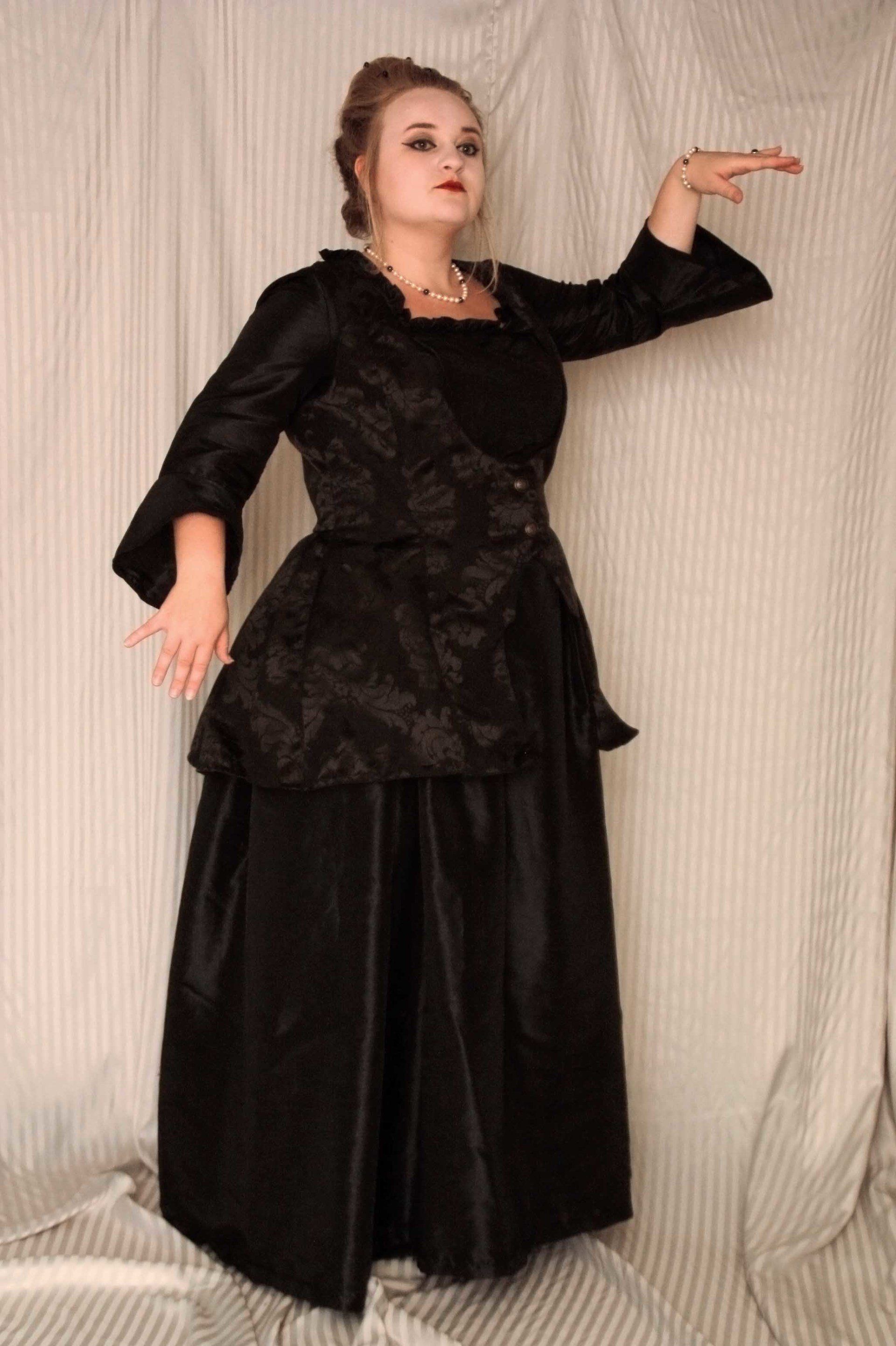 Frau Kleid Barok Barokkleid Gothic schwarz