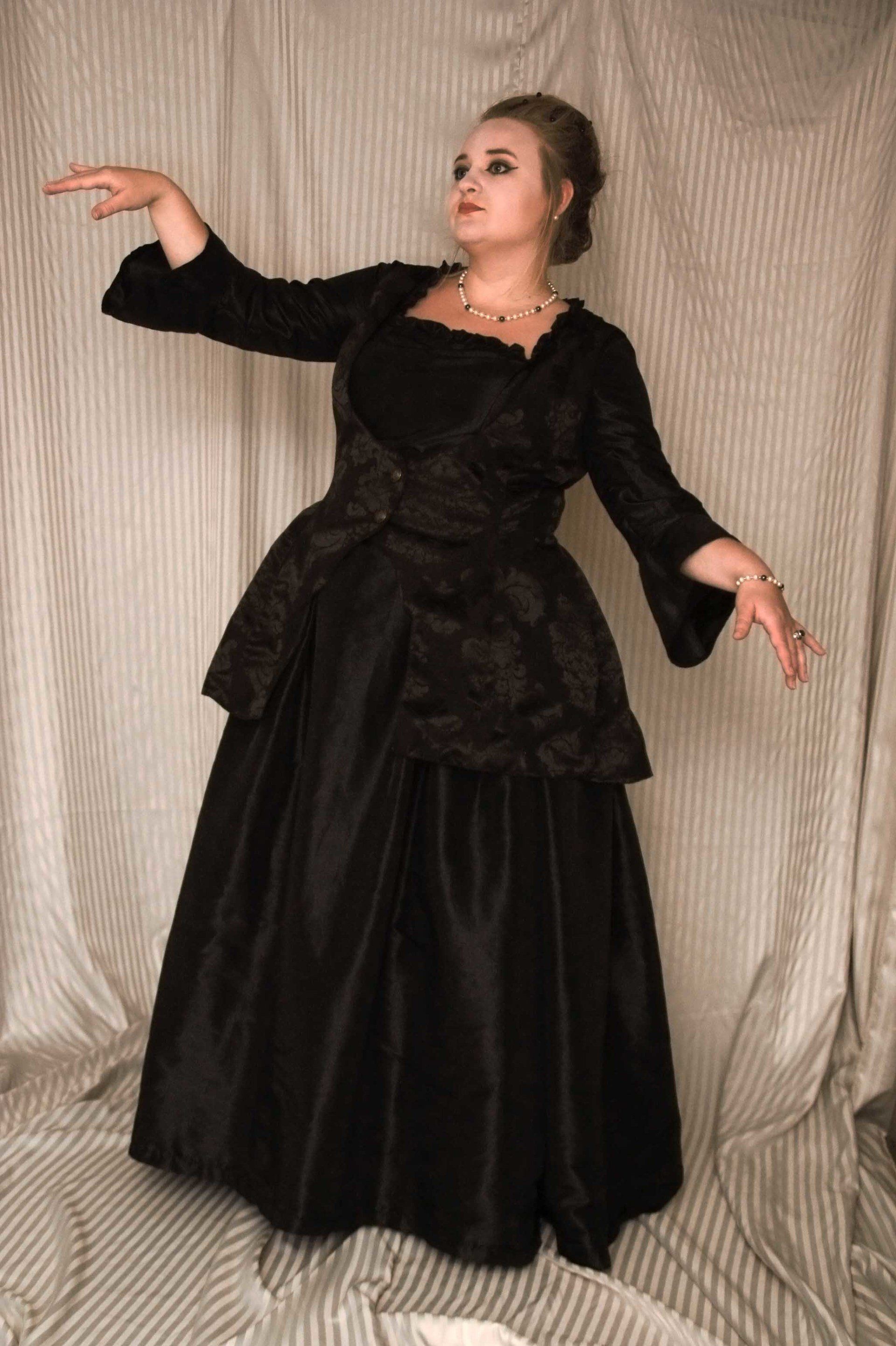 Frau Kleid Barok Barokkleid Gothic schwarz