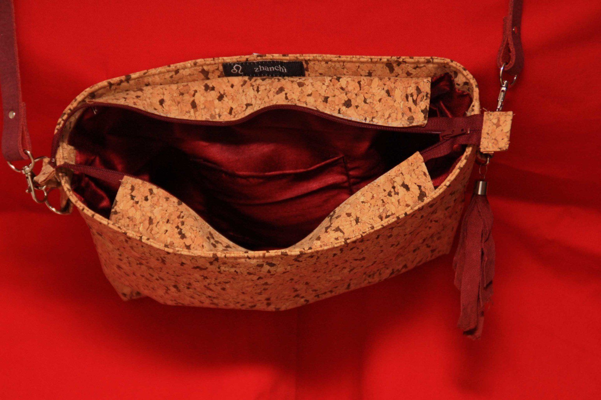 Tasche Kork rot mittel