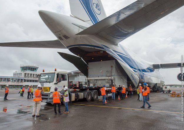 Le module MTM de l'Agence Spatiale Européenne arrive à Kourou.