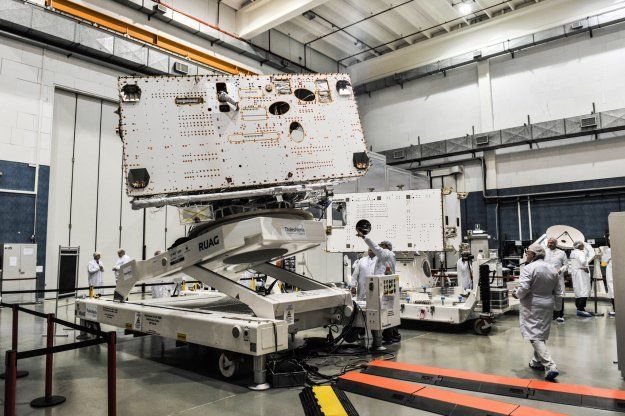 Les modèles de proto-vol des trois modules sont prêts à quitter Turin (Thales Alenia Space) pour les Pays-Basaprès leur intégration et tests.
