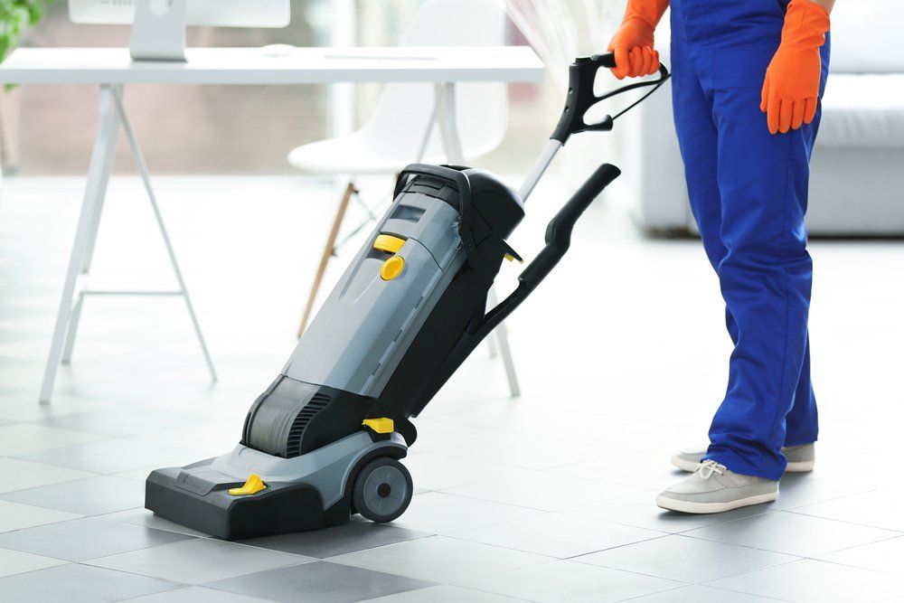 Polishing floor service