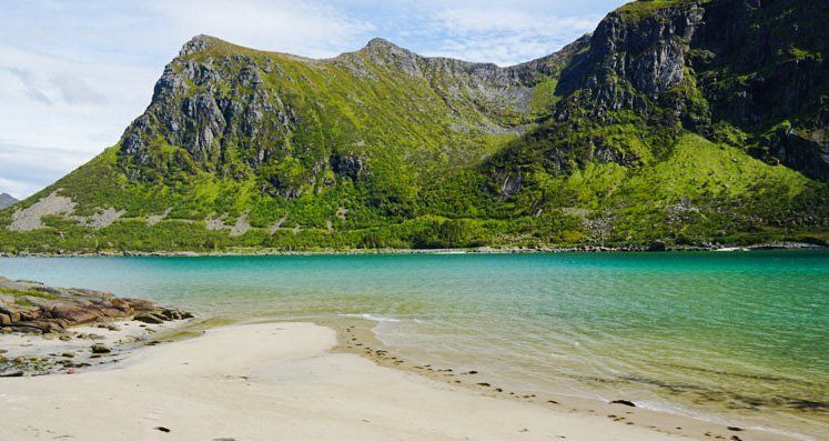 Karibik-Feeling auf den Lofoten, Fjorde in Norwegen, Reiseblog, türkisblaues Meerwasser, Weltreise, To The World's End