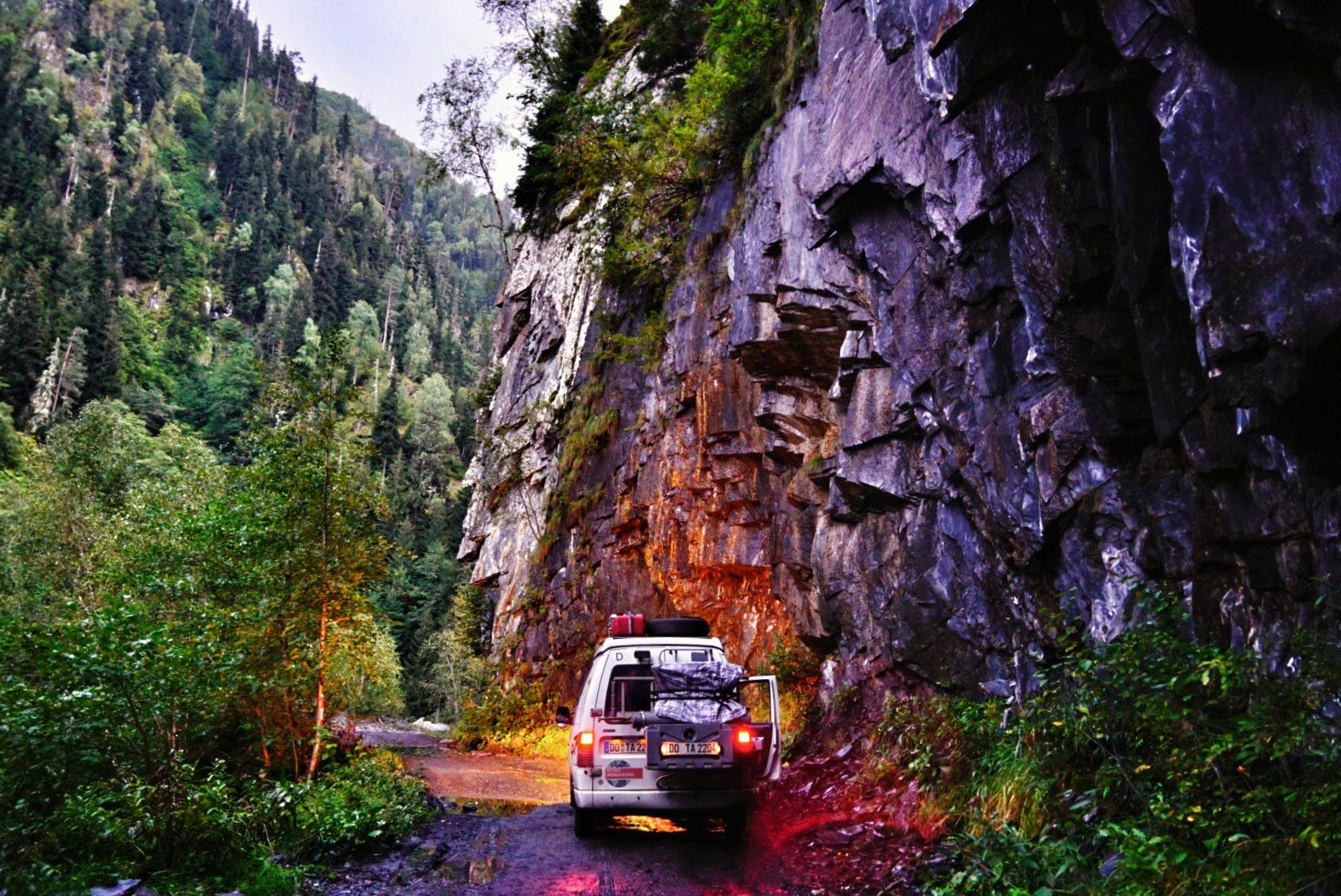 Swanetien, Georgien, Straßen im Kaukasus, To The World's End, Weltreiseblog, Reiseblog, Weltreise