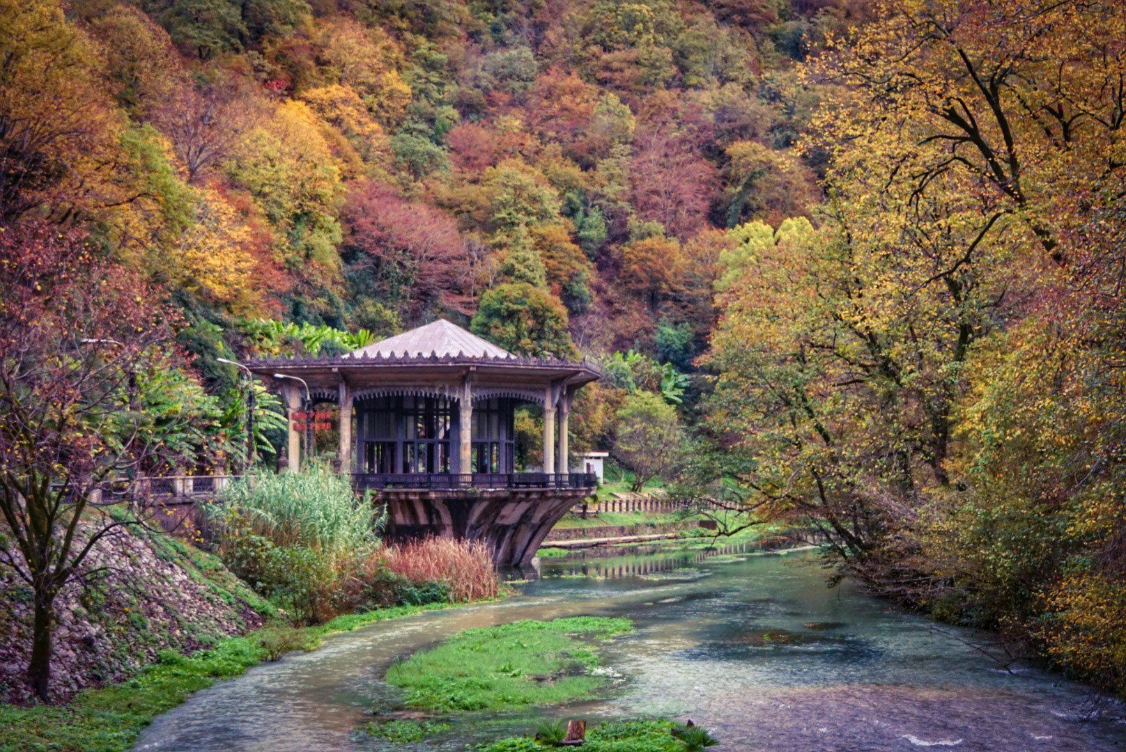 Abkhazia, Abchasien, Nowy Afon, Psyrzcha Bahnhof, To The World's End, Weltreise im Camper, Reiseblog