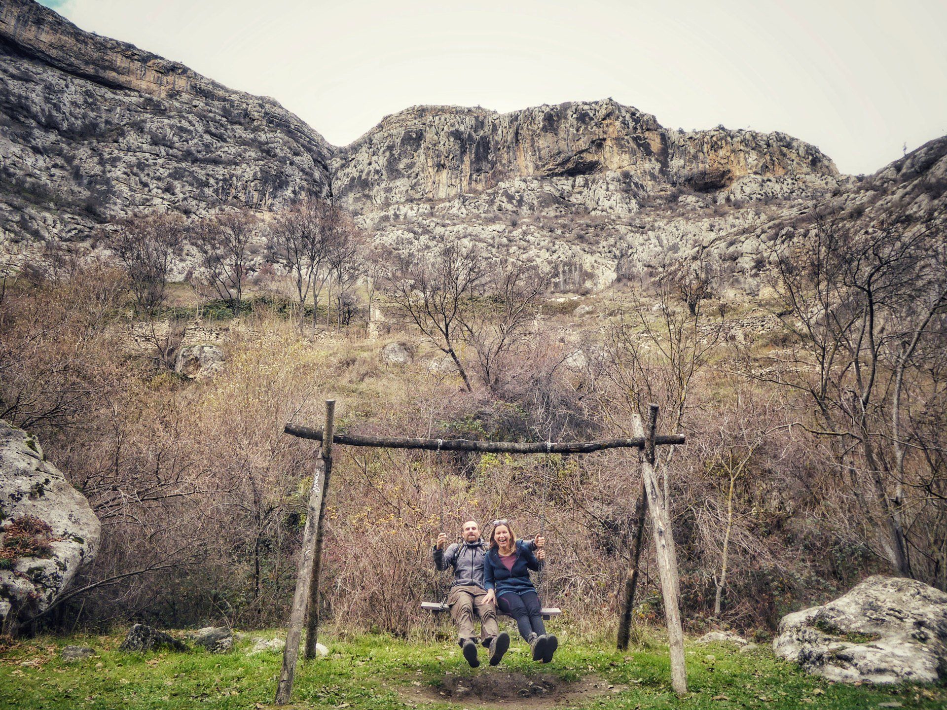 Schaukeln in Armenien, Wanderlust, Wandern, Berge, Kaukasus, To The World's End