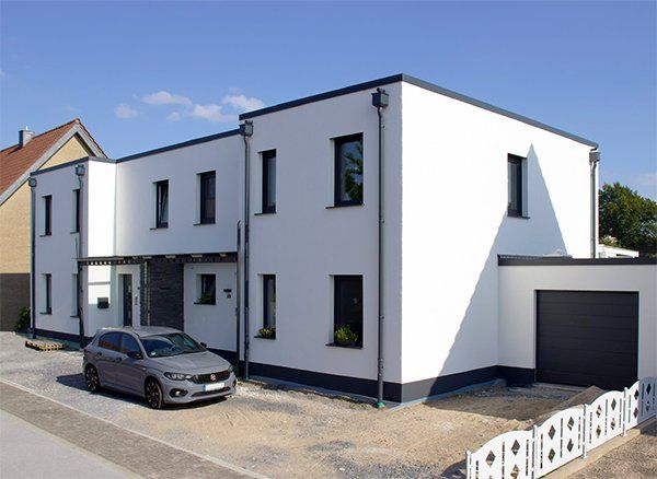 Massivholz Holzhaus Außenansicht Holzbau Manufaktur