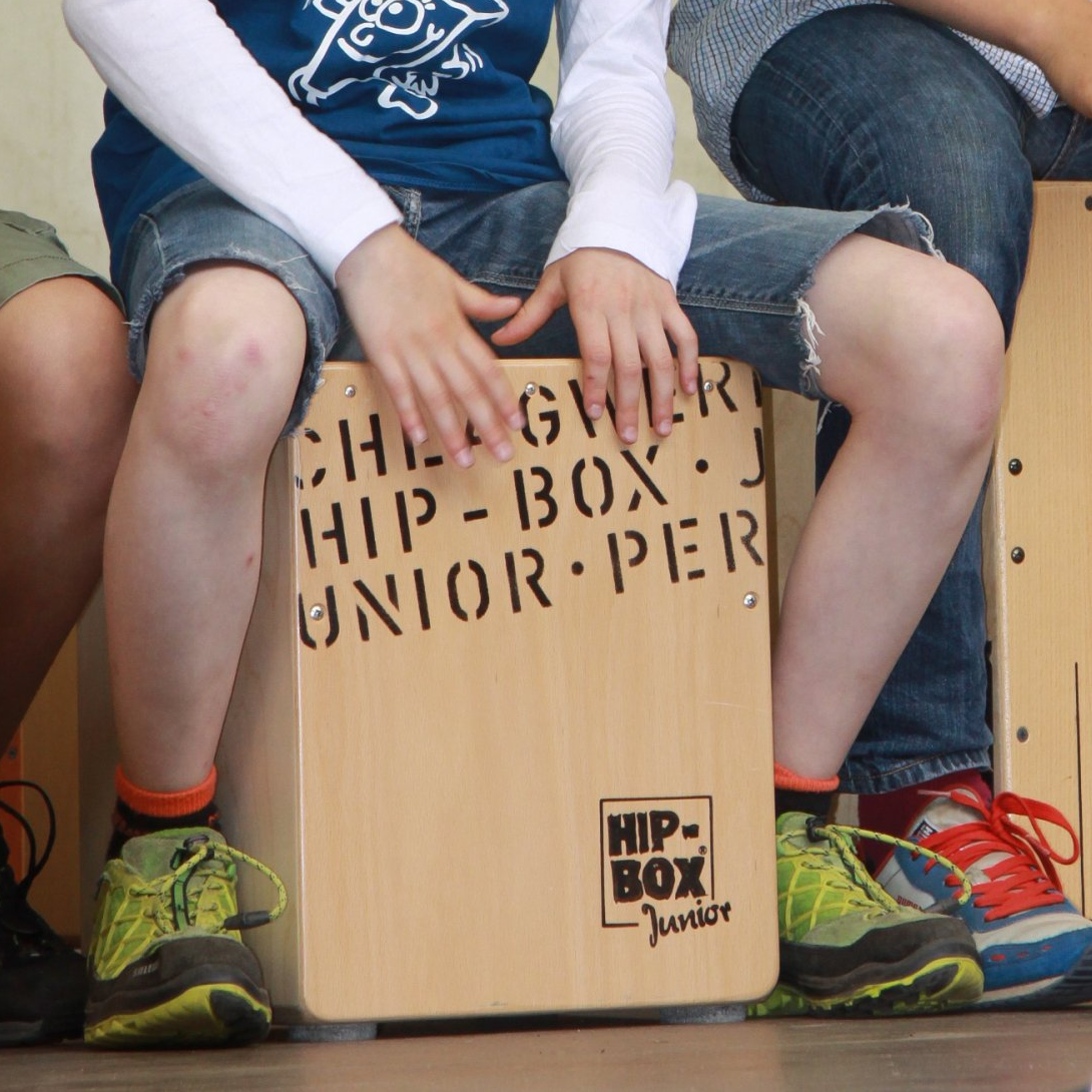 Cajon Hip Box