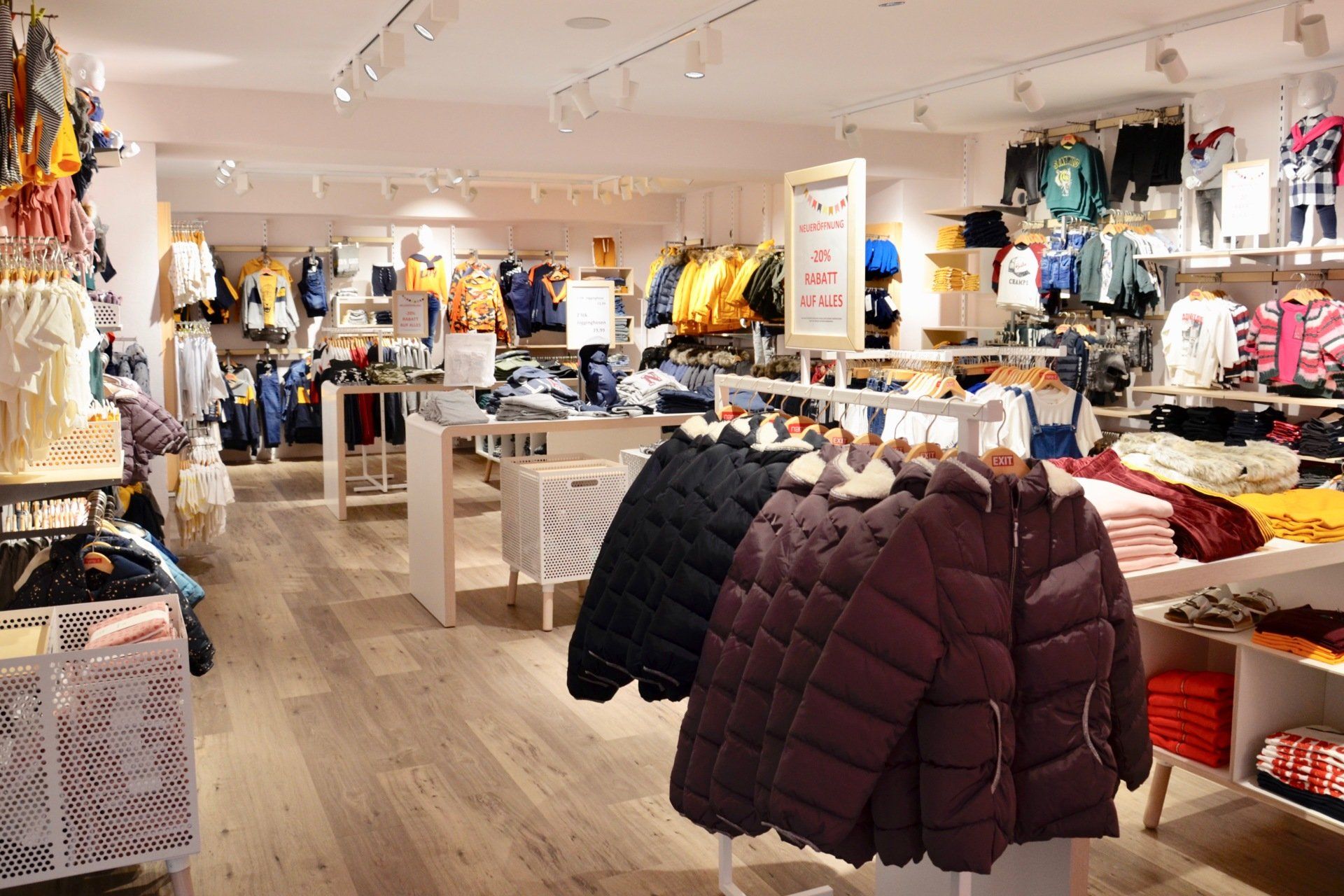 ELVIRO the fashion company Unsere Filialen in Tirol