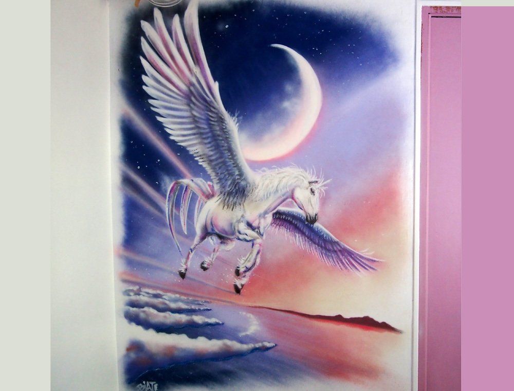 fresque murale d'une licorne enfant