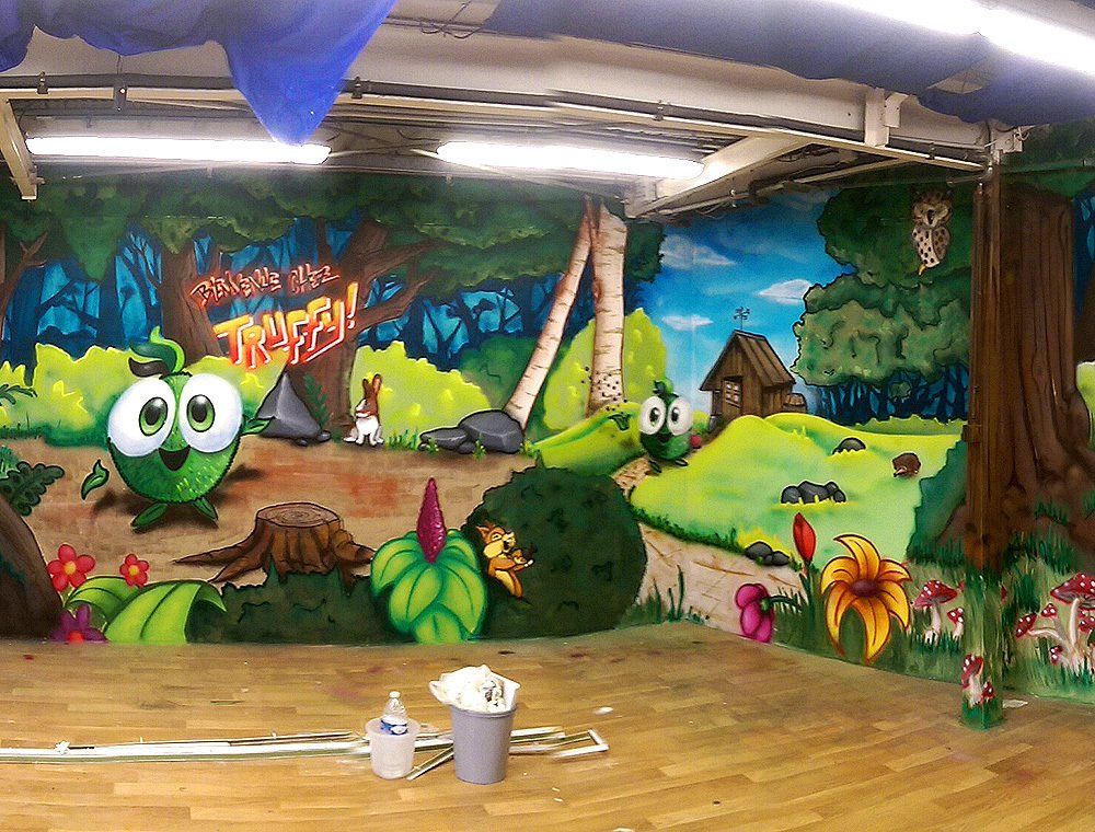 fresque murale de la jungle chez truffaut