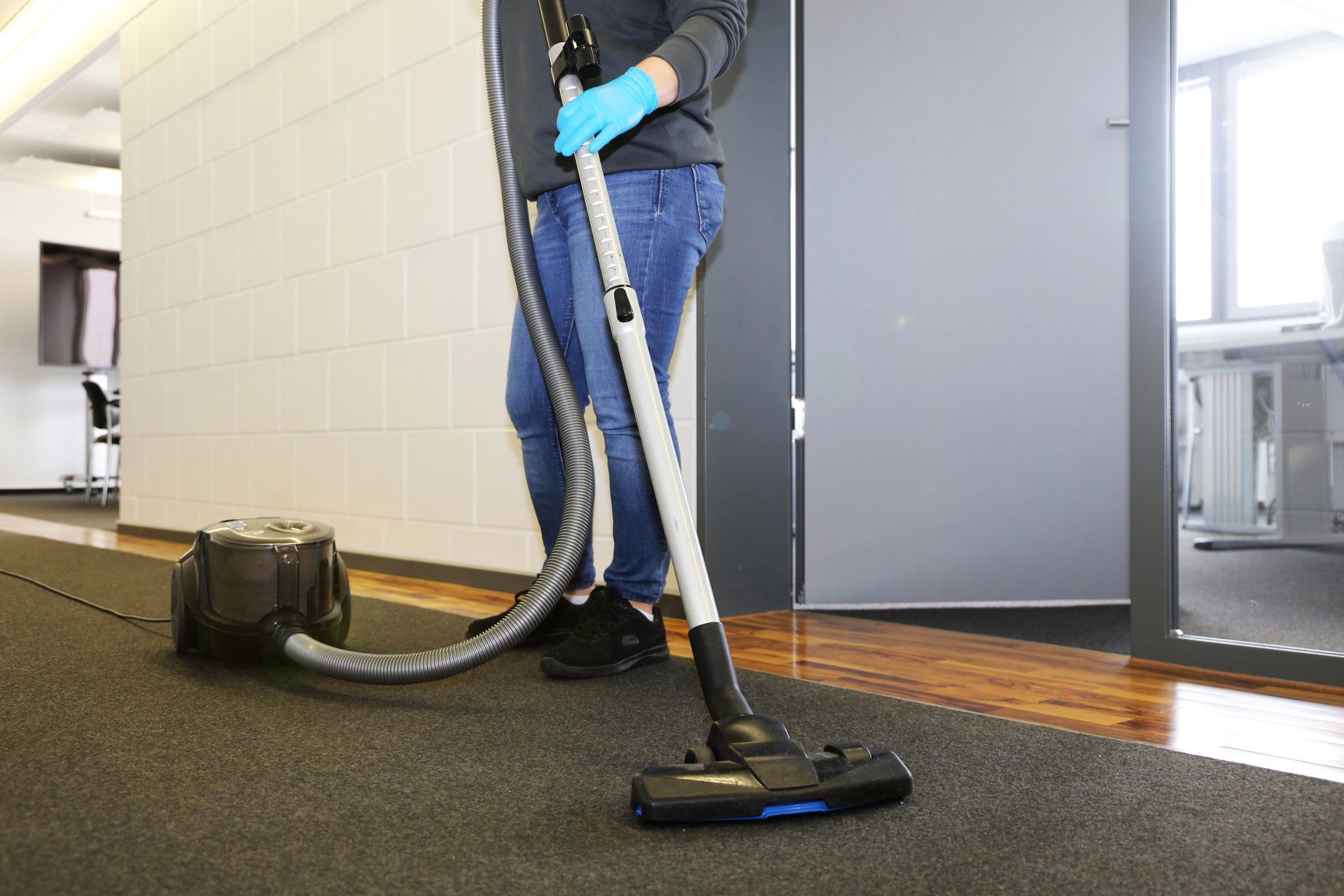 Carpet Cleaning Columbus, OH Premiere Facility Services