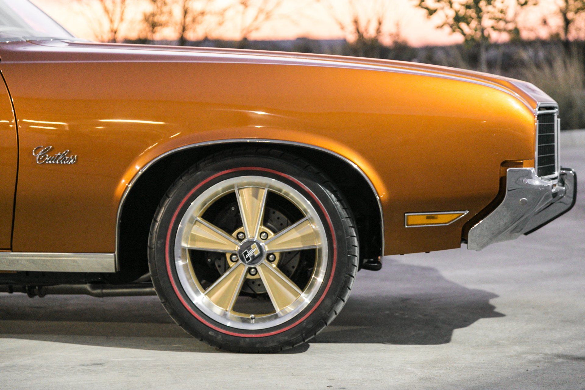 1972 Cutlass Convertible front wheel