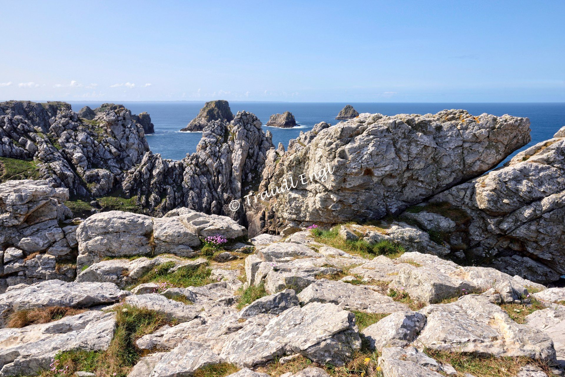 Meeresküste, Felsenküste, Kap felsig, Felsenkap, Les Tas de Pois, Erbseninseln, Pointe de Pen Hir, Halbinsel Crozon, Bretagne, Frankreich, Europa, Traudl Engl