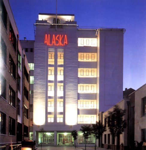 contract kitchen installation