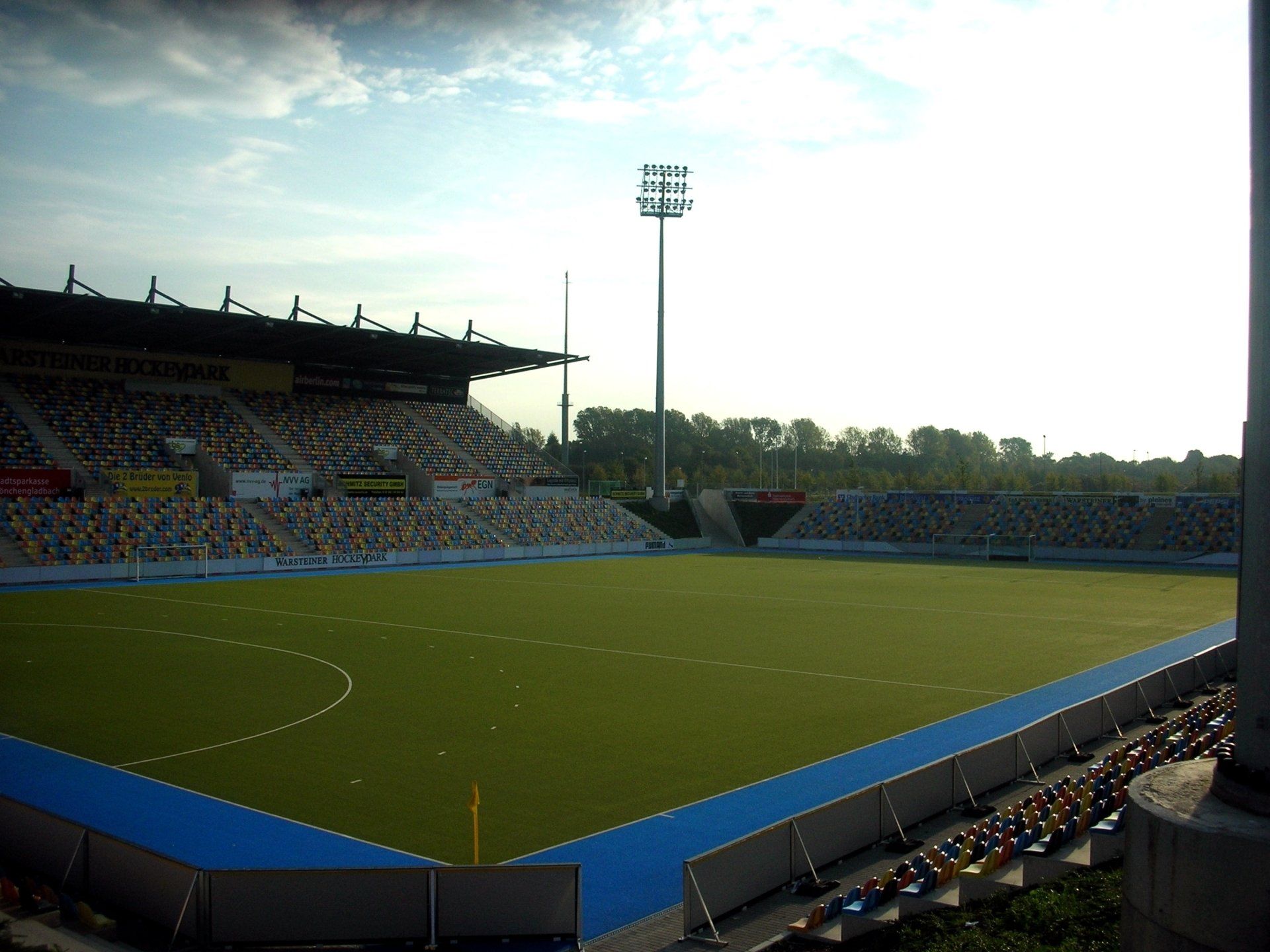 Warsteiner hockeypark mnchengladbach jobs