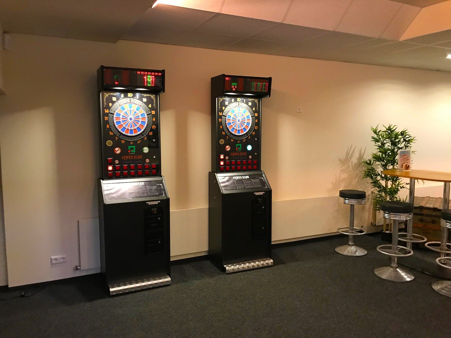 Home - Bowling & Billard Lounge Möhringen