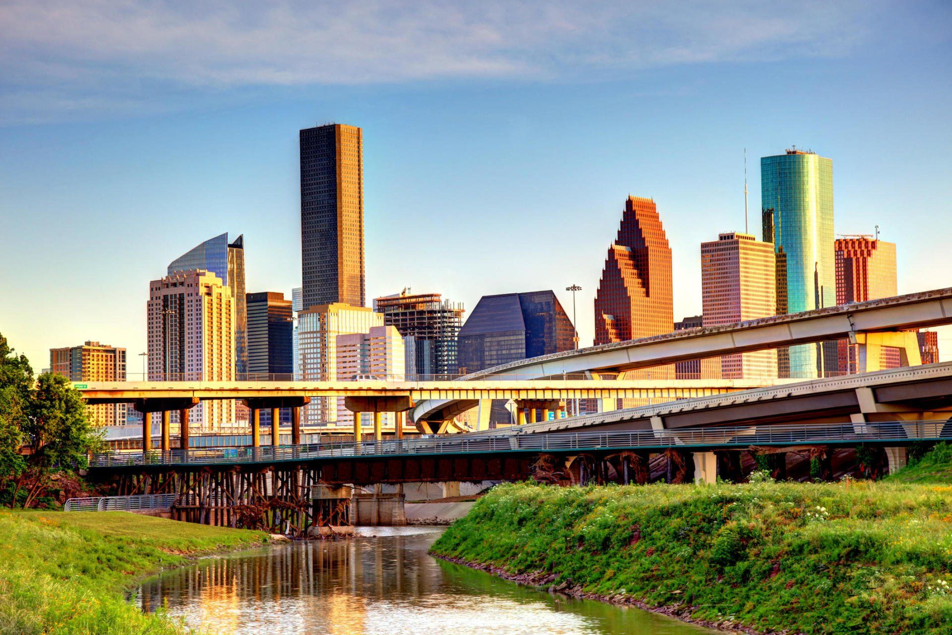 homes for sale in brazoria county with land