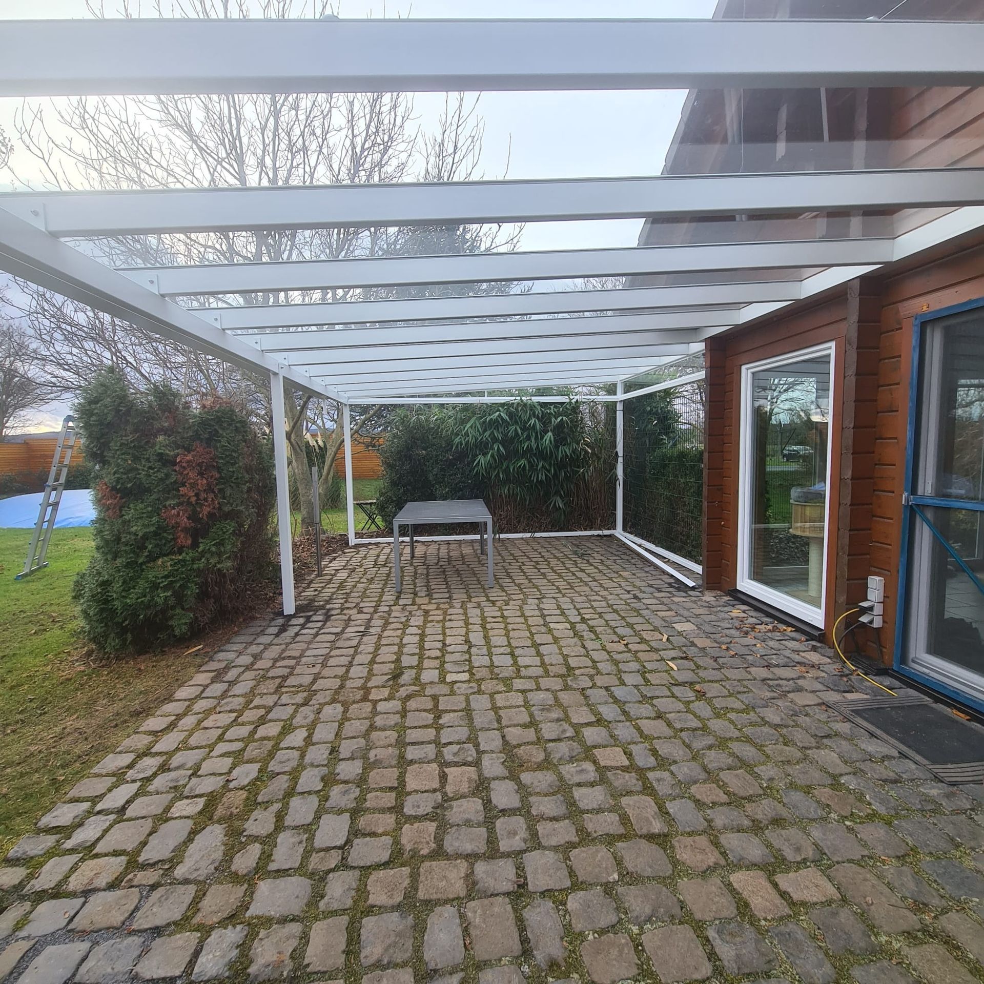 Überdachung SuhT Metalltechnik / Metallbau