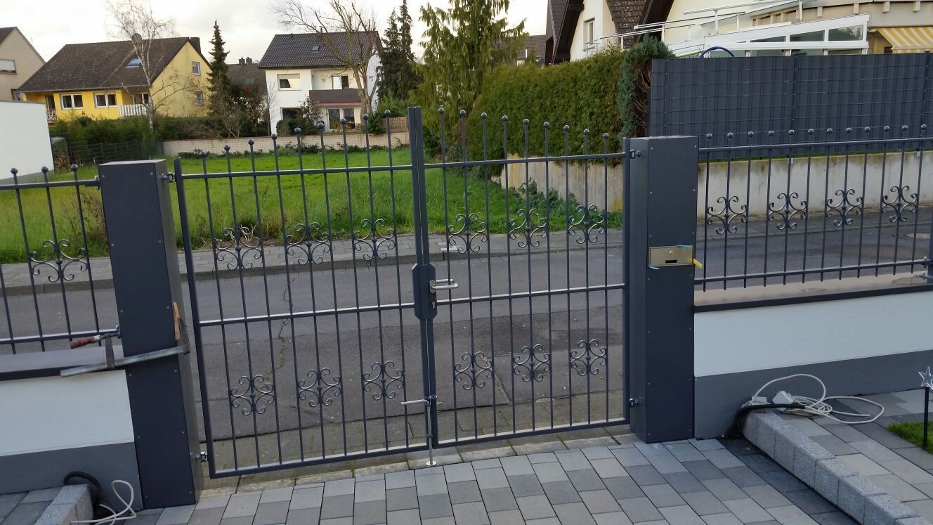 Toranlage SuhT Metalltechnik / Metallbau