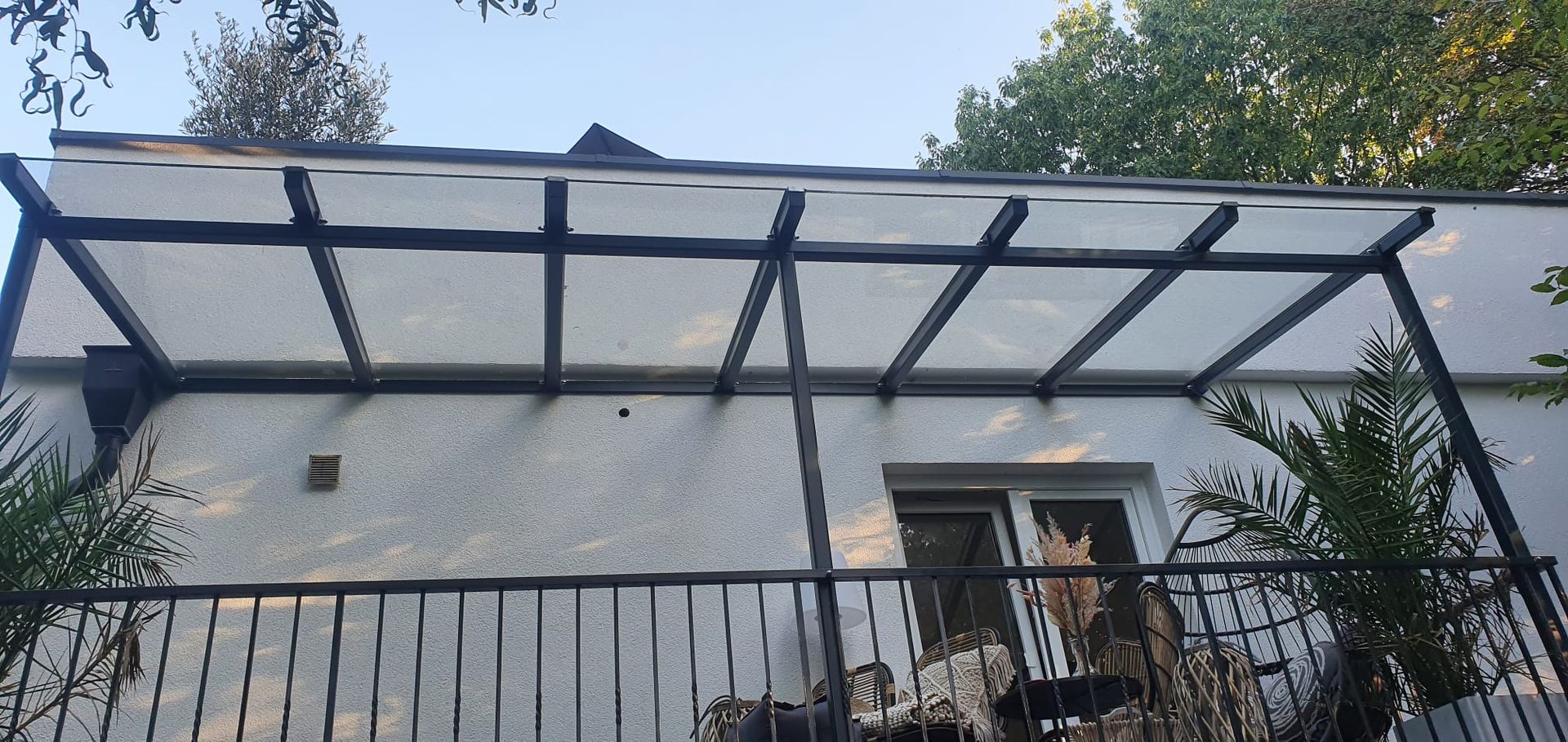 Überdachung SuhT Metalltechnik / Metallbau