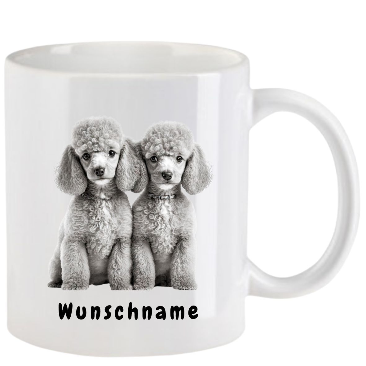 Weißer Kaffeebecher mit zwei grauen Pudelwelpen und dem Wort „Wunschname“ am Boden.