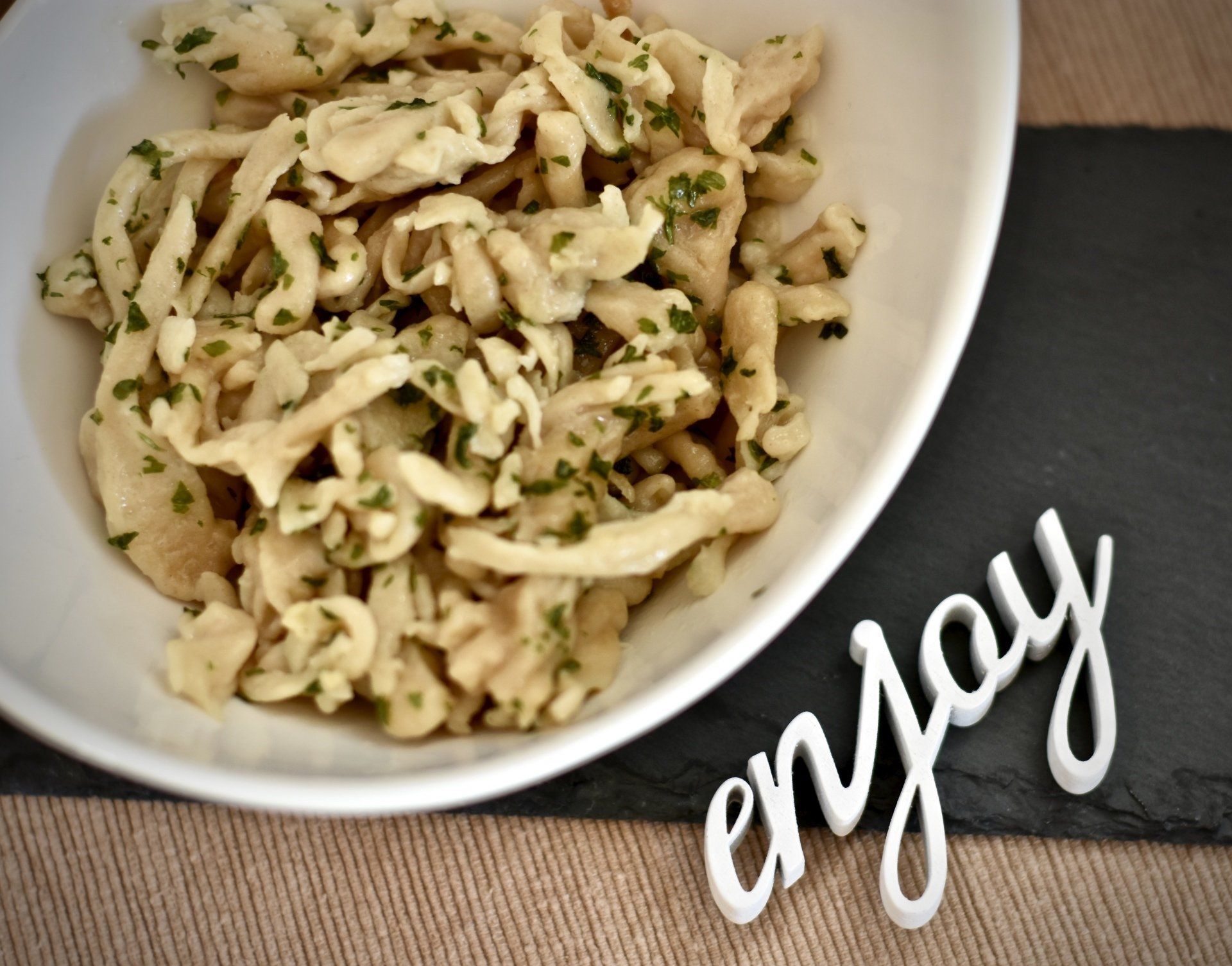 Käse Spätzle mit Spinat