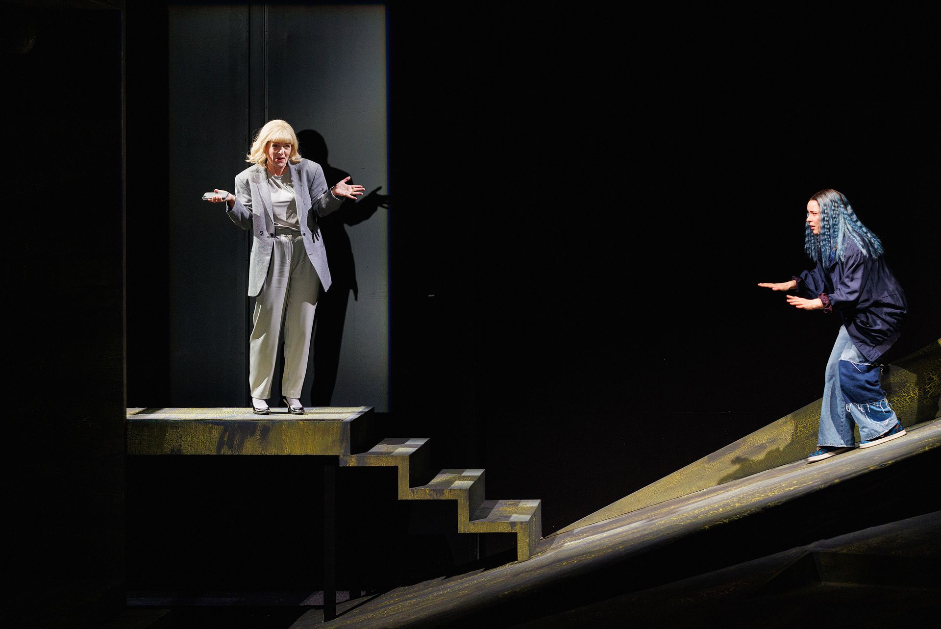 Das Gewicht der Ameisen // tjg. Dresden // K.Gigga