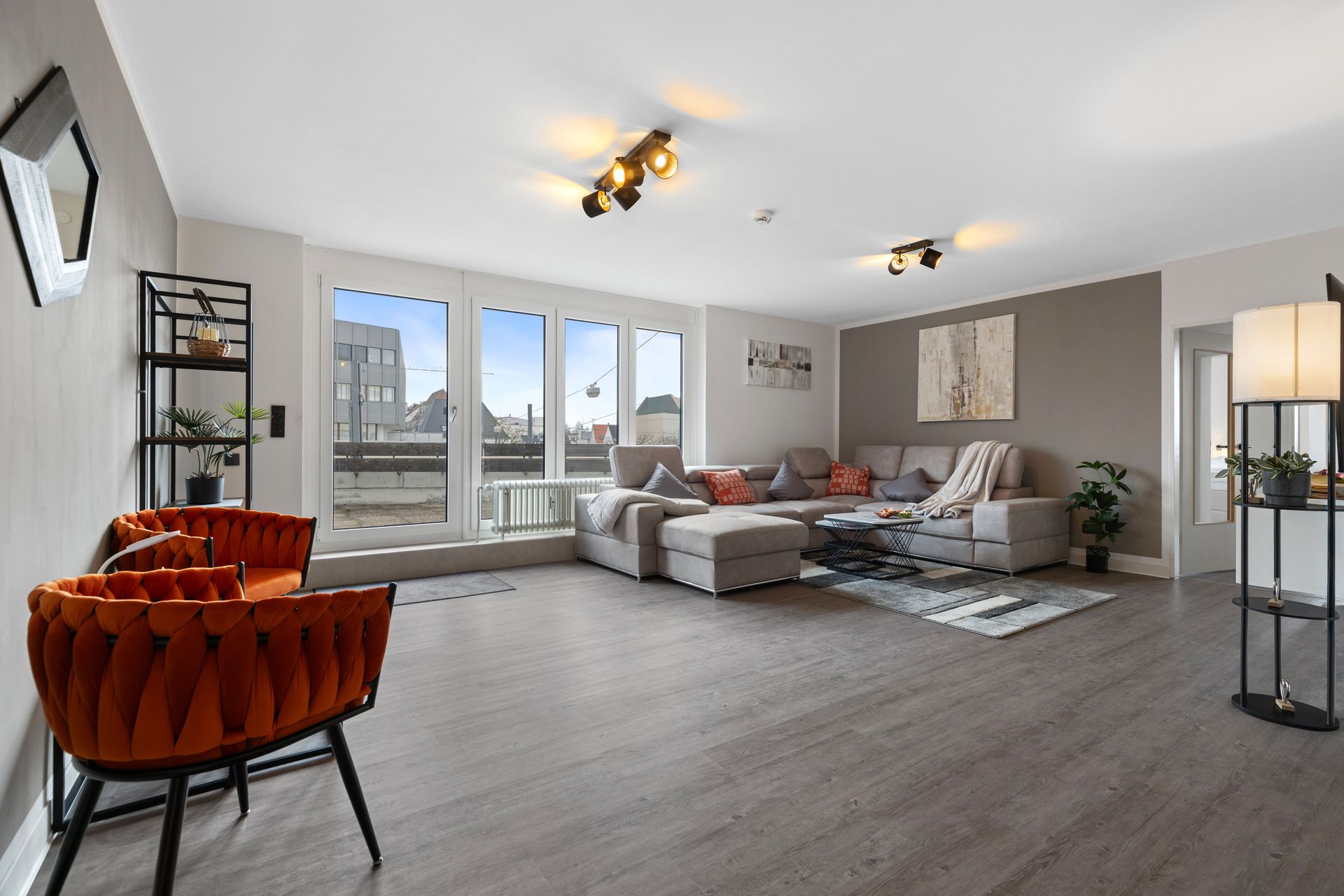 Viel Platz im gro0en Wohnzimmer