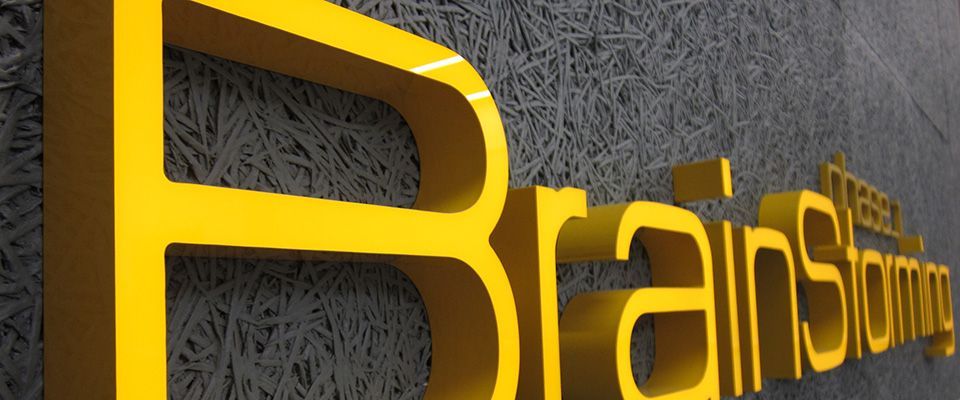 Rebel GmbH Buchstaben