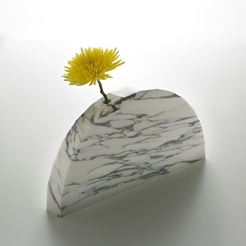 The Caulis 180 Vase Arabascato Marble