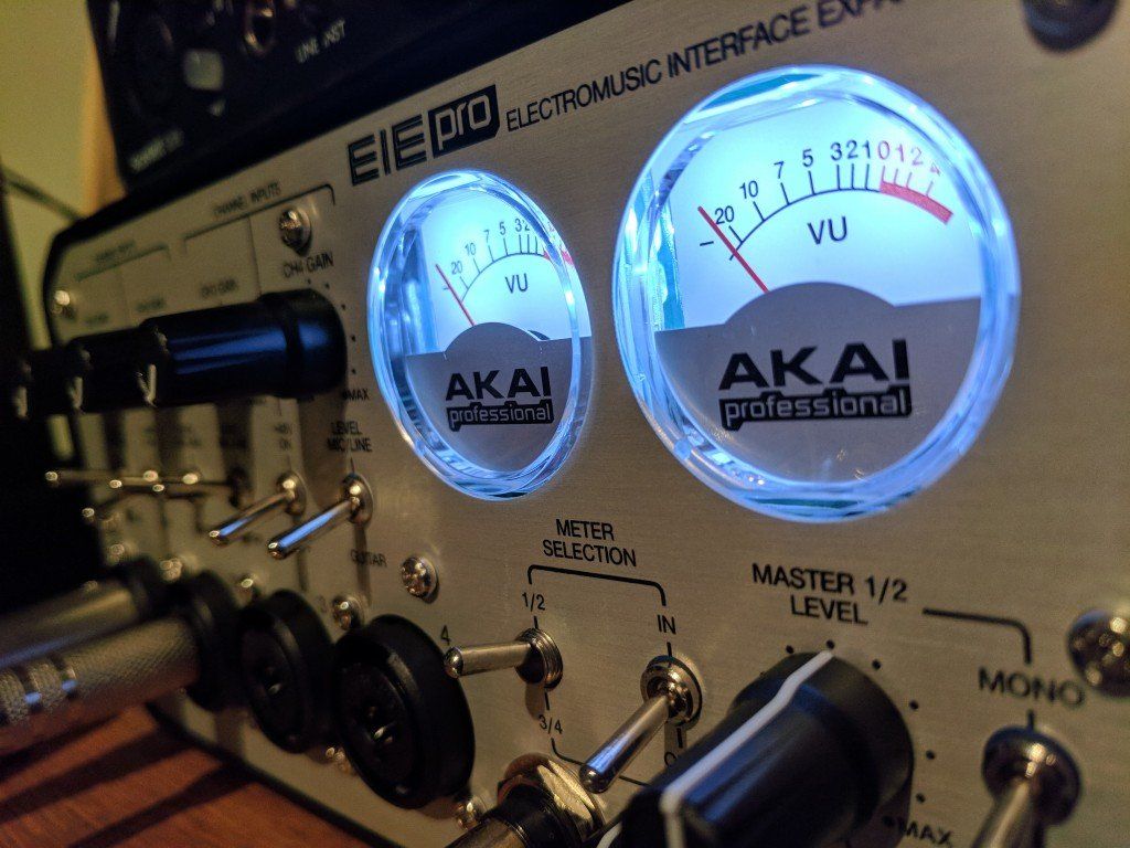 AKAI EIE PRO que se utiliza en el estudio de grabación