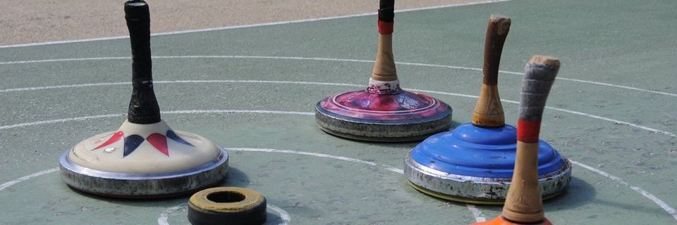 Indoor Eisstockbahn mit Team-Events.Berlin