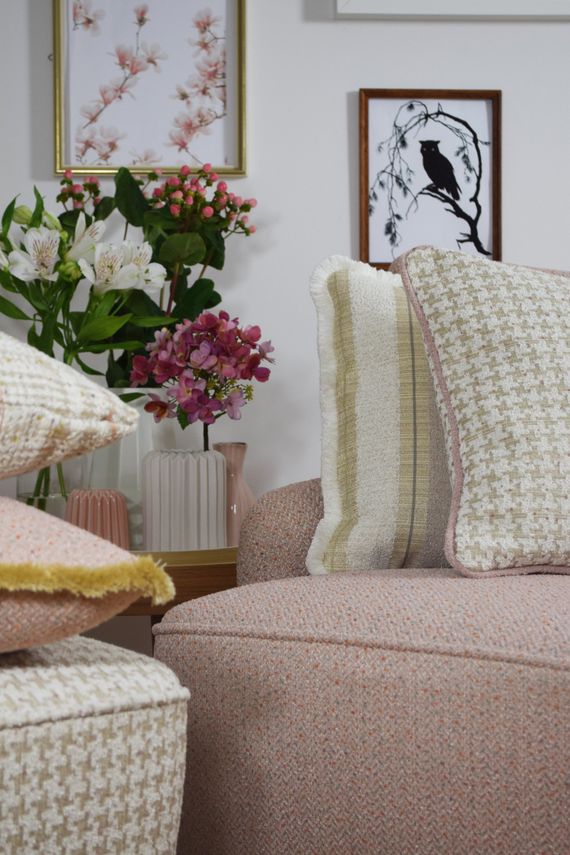 Polsterei von Couch, Sessel, Objekten und mehr