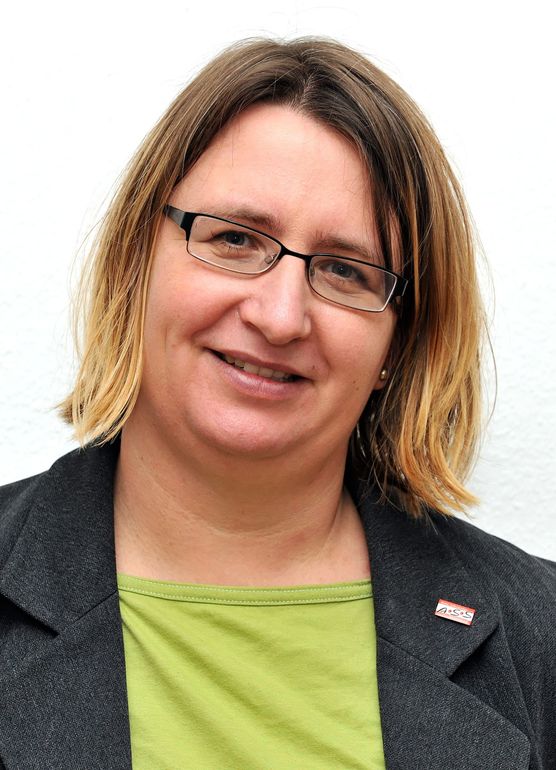 Frau Heike Kleiner