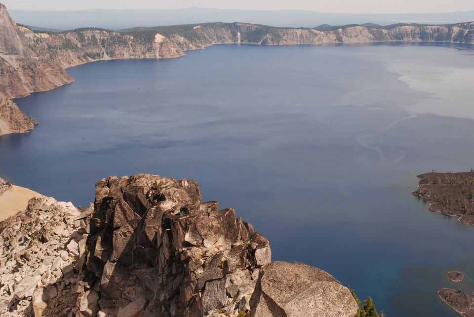 Crater Lake Hiking - Lake view from The Watchman