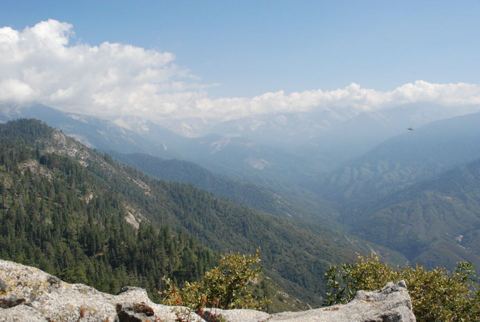 Sequoia National Park Hiking - Lunch on Moro Rock