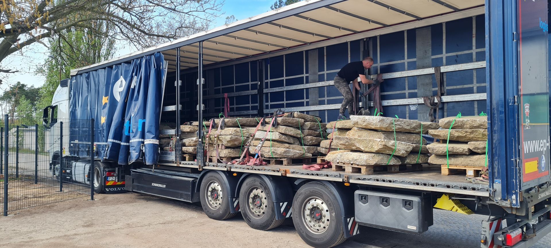 Granit Krustenplatten grau-gelb gebraucht palettiert