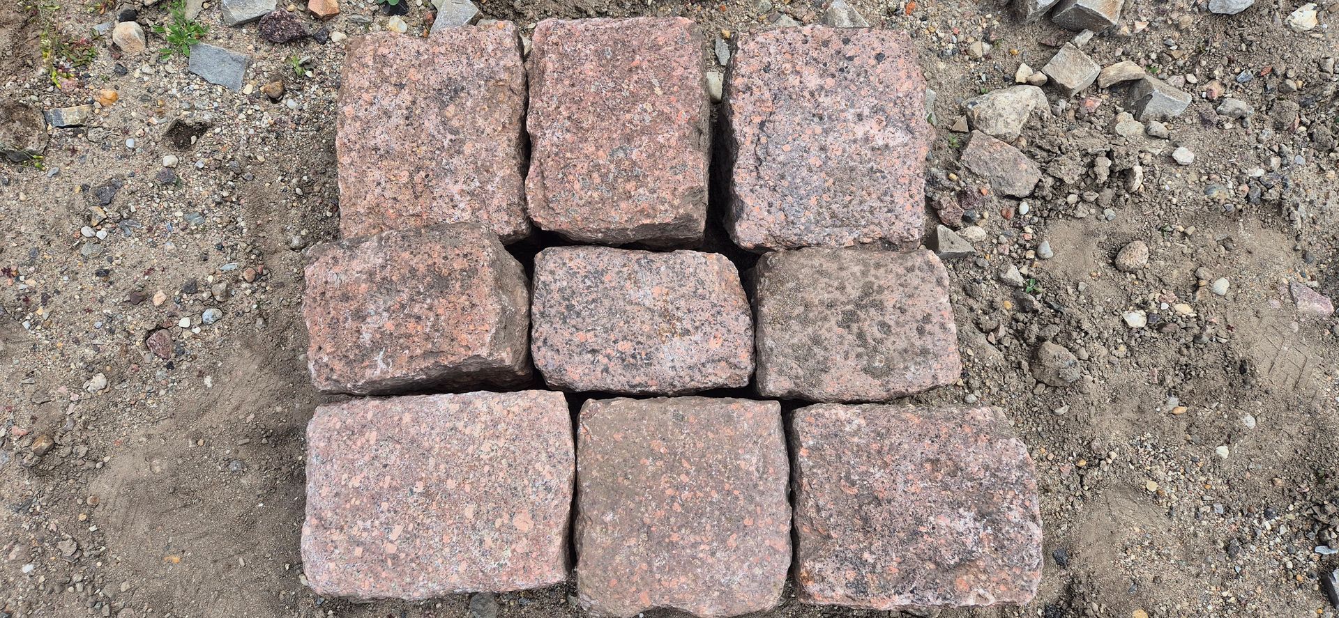 Porphyr Großpflaster rötlich gebraucht