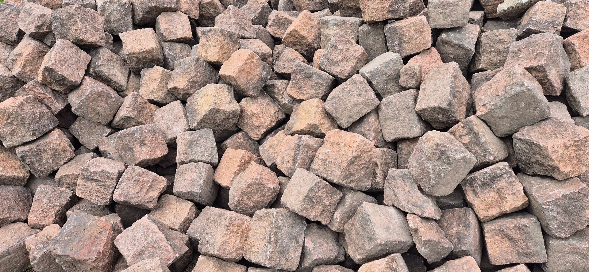 Porphyr Großpflaster rötlich gebraucht